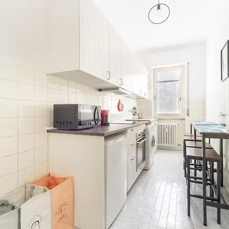 Giulio Cesare Apartment